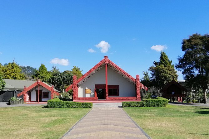 4-Day Auckland to Wellington via Rotorua Tour - Day 3: Rotorua to Wellington via Lake Taupo, Central Plateau, Palmerston North, Kapiti Coast