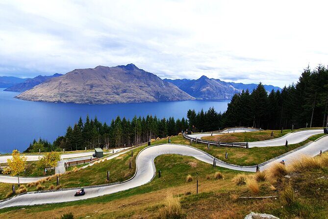 4 Day Tour to Milford Sound, Mount Cook & More from Auckland - Day 2: Milford Sound fiord time, then Skyline Queenstown up high