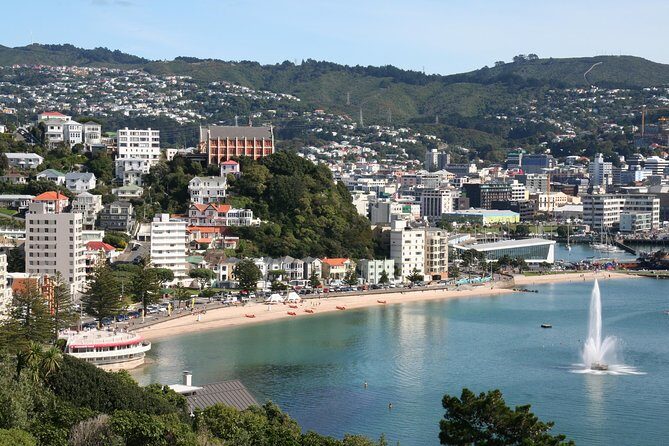 7 - Day North to South Island Grand Tour - Auckland to Queenstown - Whale Watching in Kaikoura Plus Waipara Wine Time