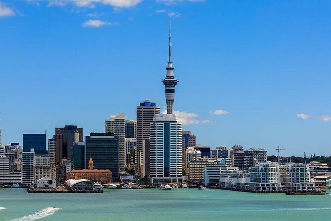 Arrival Transfer: Auckland Airport to Auckland Central City Centre - Value for Money: Is $26.06 a Smart Deal or a Stretch?