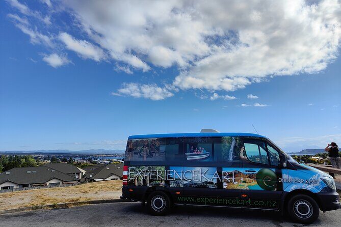 Auckland Airport Private Transfers in a Luxury Minibus - Auckland to Rotorua, Taupō, and More: When North Island Transfers Add Value