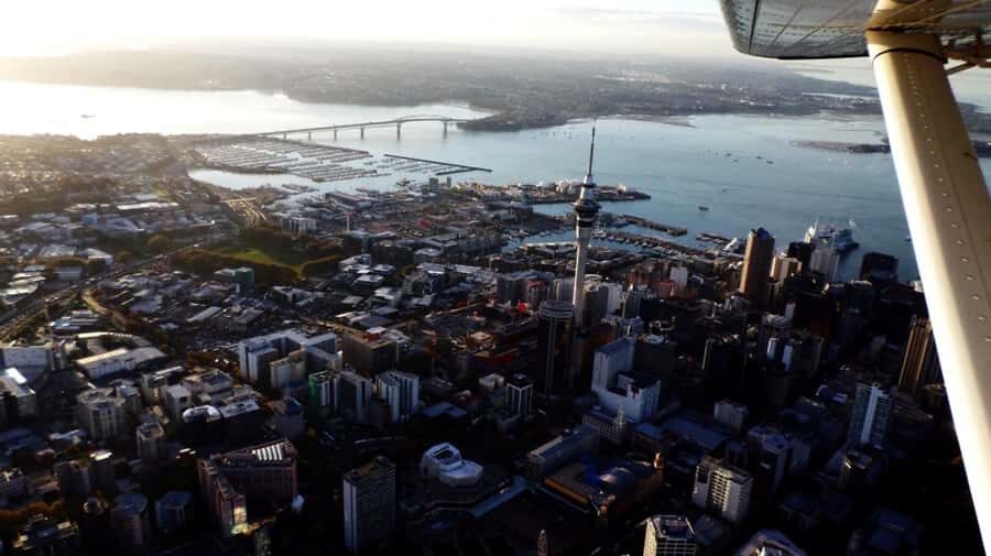 Auckland: Auckland City & Hauraki Gulf Scenic Flight - Why a 45-minute sky loop makes sense in Auckland