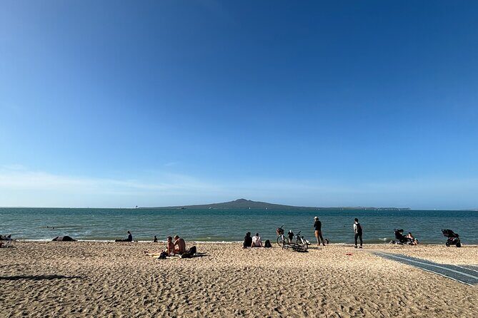 Auckland Best Top 5 Spots Half day Tour - Guides Make It: Han, Katherine, and Sheehan Handling Real Weather