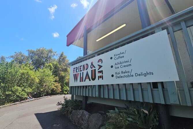 Auckland City Halfday Private Tour - Maungawhau / Mount Eden: An Extinct Volcano Stop That Changes the Angle