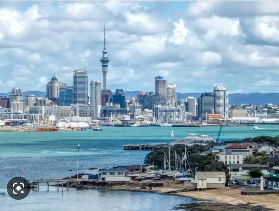 Auckland City Highlights Half Day Tour - A tight 3.5-hour loop of Auckland’s biggest hits