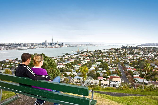 Auckland City Tour & Kumeu Wine Country Includes Wine Tastings & Lunch - Morning in the Auckland CBD: Queen Street to Ponsonby, With Harbor Bridge Timing