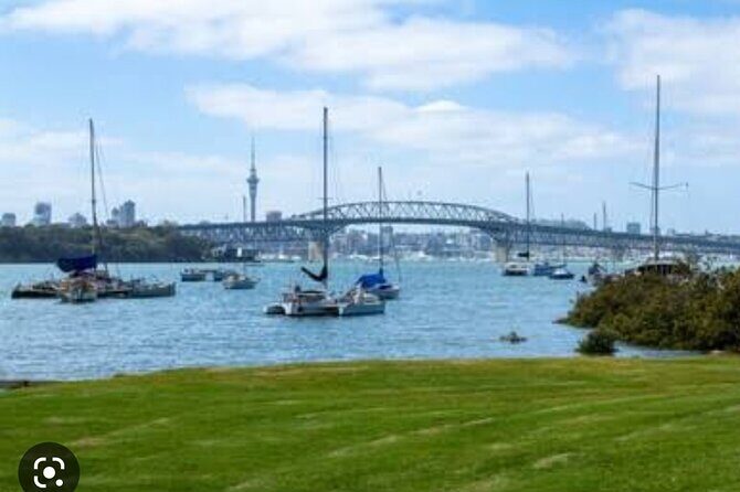 Auckland Full Day Attractions & Museums Tour - Stop 1: Auckland Harbour Bridge for Immediate City Orientation