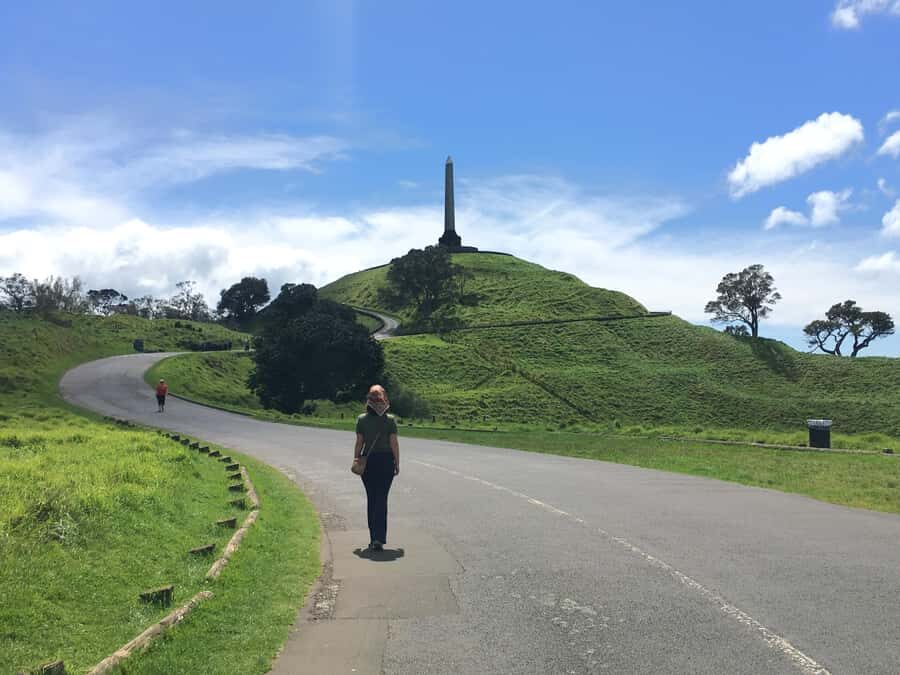 Auckland: Half-Day Auckland Volcanoes Tour - What to Bring (and What to Expect from the Weather)