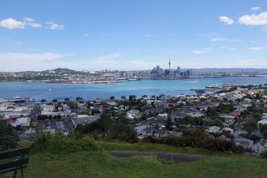 Auckland: Half-Day Scenic Sightseeing Tour - Is $68 worth it for a 4-hour highlights loop?
