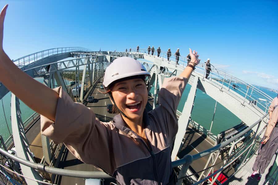 Auckland Harbor Bridge: Bridge Climb - Photos, video, and the bungy-jump spotting bonus