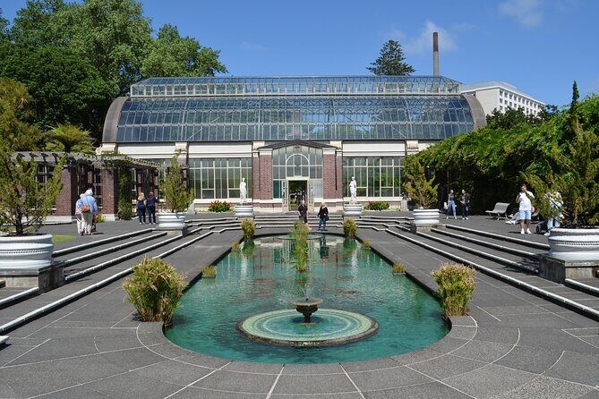 Auckland Highlights Full Day Guided Tour - Winter Garden Auckland Domain: Victorian glasshouse comfort