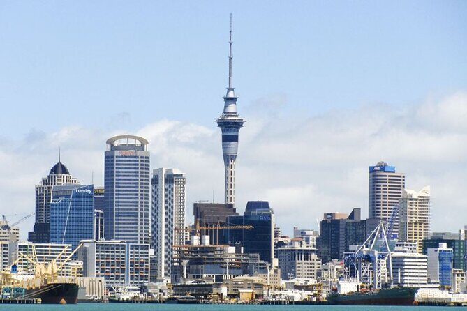 Auckland Private Custom Walking Tour with A Guide (Private Tour) - The real point of this tour: bearings first, sights second