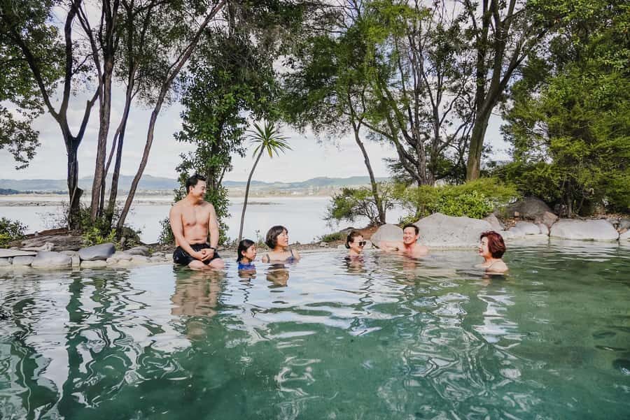 Auckland: Rotorua Highlights inc Wai-O-Tapu & Polynesian Spa - Key highlights you’ll care about