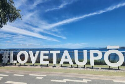 Auckland: Rotorua, Taupo, Waiotapu & Huka Falls Private Trip - Waiotapu and Lady Knox Geyser: Self-Guided Magic for 90 Minutes