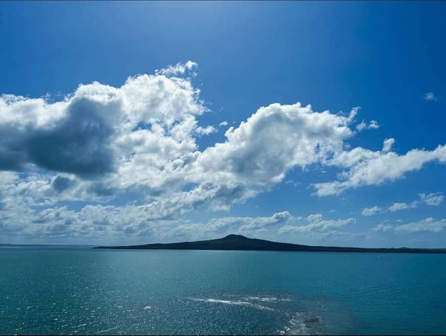 Auckland: Scenic Harbour Cruise with Live Commentary - Devonport and Rangitoto Island: The Scenic Break from Tall Buildings