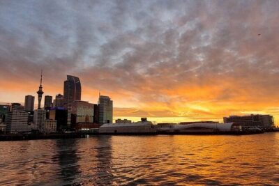 Auckland Sunset Harbour Cruise - The 90-Minute Plan: How the Water Changes From Sunset to City Lights