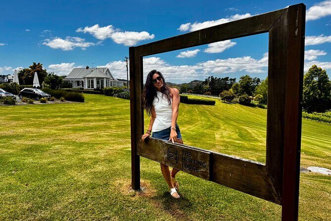Auckland West Vineyard Tour with lunch and tastings incl - Hunting LodgeWest lunch: pasture-to-plate meets a wine-included break