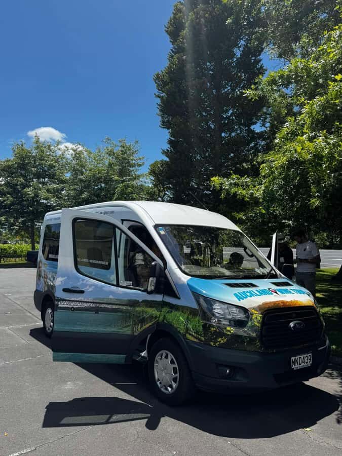 Auckland: Wine region tour with tastings and gourmet lunch - Should you book this Auckland wine region tour?