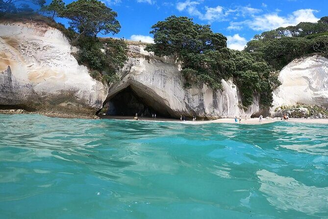 Cathedral Cove & Coromandel, Small-Group Tour from Auckland - Cathedral Cove walk: the reward and the reality check