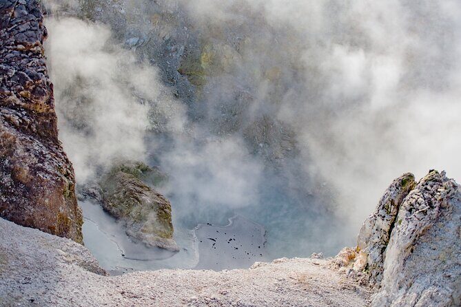 Devil's Bath Experience - Private Tour to Wai-O-Tapu & Lake Taupo - Wai-O-Tapu Thermal Wonderland: the 90-minute self-guided experience to Devil’s Bath