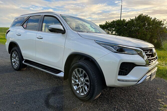 Direct & Quick Auckland Airport Transfer to/from Hotel in SUV - The airport meeting process that saves real stress