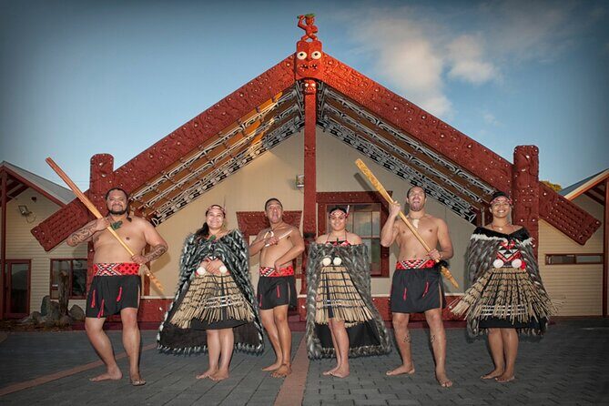 Ex Auckland: Rotorua Māori Village with Haka and Hot Springs - Stop 2: Whakarewarewa Māori Village and Haka (About 3 Hours)