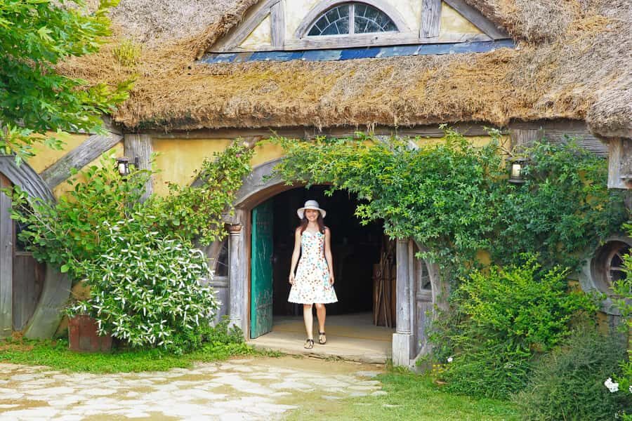 From Auckland: Hobbiton & Rotorua Tour with Lunch at Te Puia - Hobbiton and Rotorua in One Long, Well-Structured Day