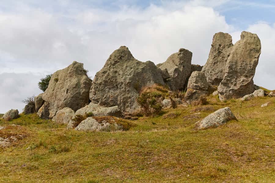 From Auckland or Rotorua: Hobbiton & Waitomo Tour with Lunch - Price ($286) and value: what you’re really paying for