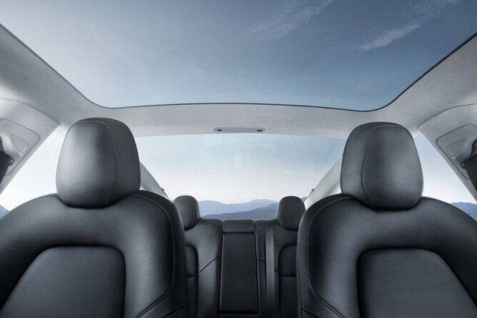 Full Day Customisable Tour with Driver & Luxury Car Unlimited Kms - Key points before you plan your day