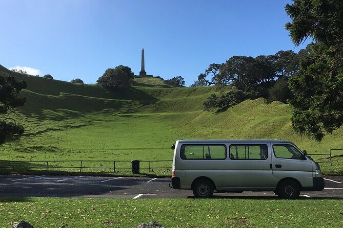 Full-Day Grand Auckland Volcanoes Tour - Stop 4 at One Tree Hill (Maungakiekie): history, then craters near Cornwall Park