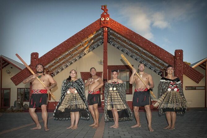 FULL DAY ROTORUA TOUR - Fully Customisable 13 hours Unlimited KMS - Quick takeaways