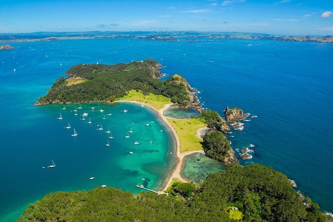 Group tour to Bay of Islands return from Auckland - Key highlights worth knowing