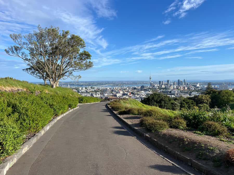 Half-Day Auckland City Highlights Tour with Hotel Pickup - From Wynyard Quarters to Sky Tower: What to Notice Without Overthinking It