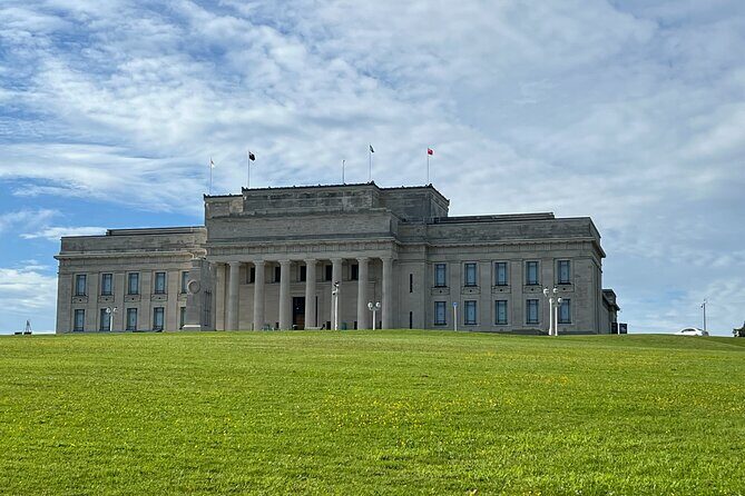 Half-Day Tour: AUCKLAND CITY Highlights with Hotel Pickup - Price value check: what $80.05 gets you in a half-day