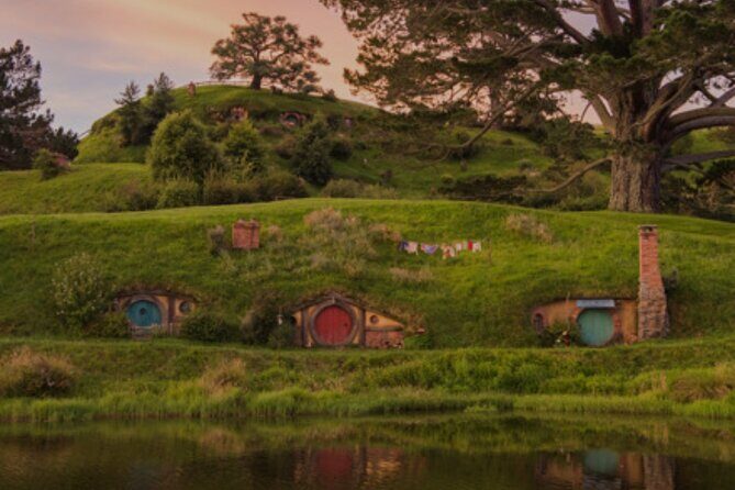 Hobbiton and Waitomo Caves Arrive in Comfort and Style - Comfort on the road: what’s included and how the pace feels