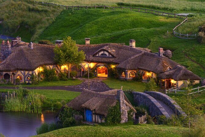 Hobbiton Movie Set Guided Tour small group from Auckland - Why Hobbiton from Auckland is a practical win