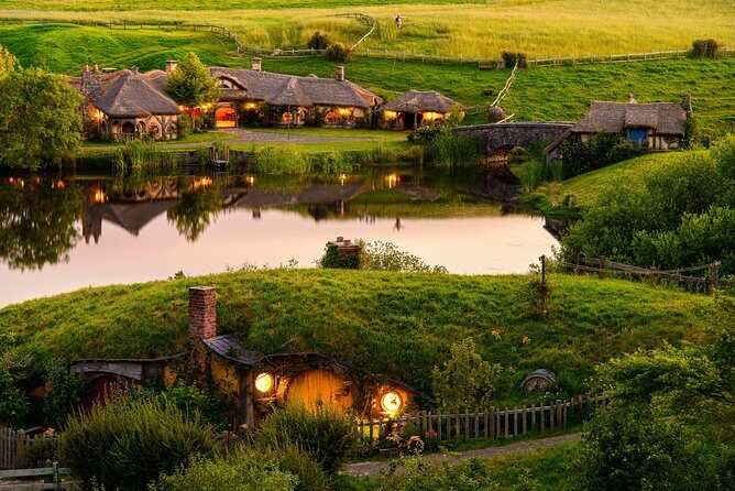 Hobbiton Movie Set Small Group Day Tour from Auckland - Price and value: what you’re paying for at $183.07 per person