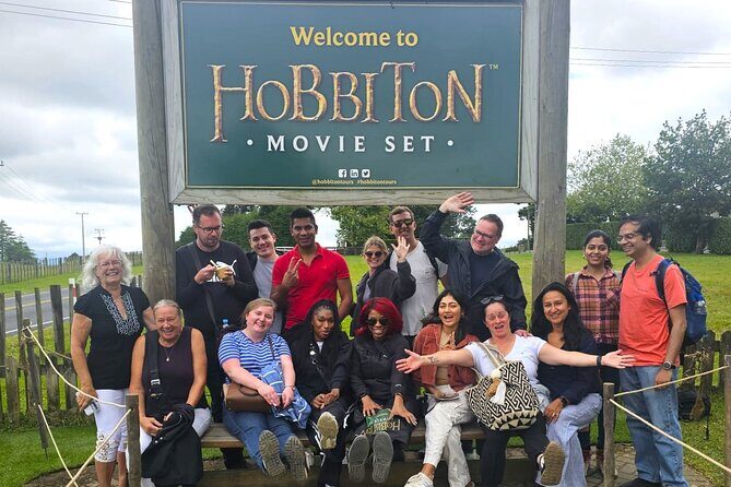 Hobbiton Movie Set Small Group Tour from Auckland - What to wear: gravel paths, hills, and rain days