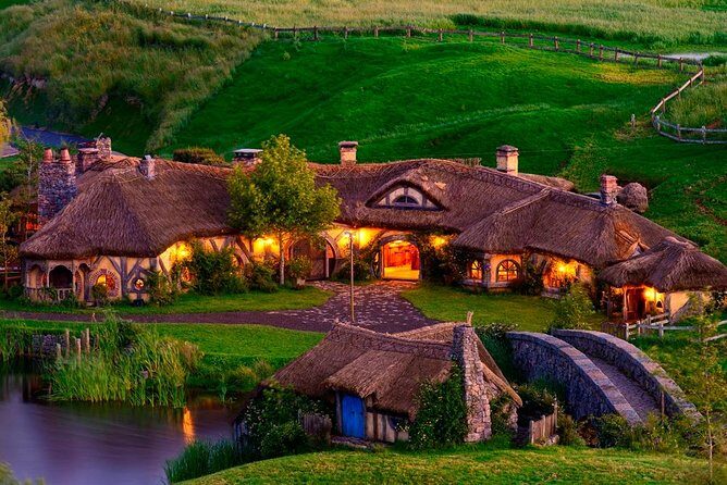 Hobbiton Movie Set Tour from Auckland - Hunua Falls and the Hunua Ranges Regional Park: a scenic reset