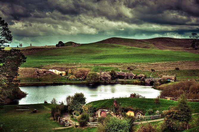 Hobbiton Movie Set tour & Glowworm Cave day tour - Value and price: what $341.32 is covering
