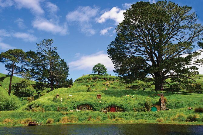 Hobbiton Movie Set Tour with lunch from Auckland - Who this tour is best for, and who might not love it