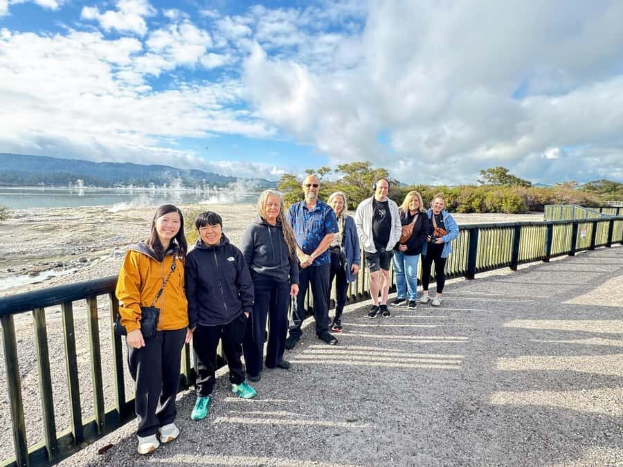 Hobbiton, Waitomo, Rotorua & Taupo 2-Day Tour from Auckland - Lady Knox, then Huka Falls: steam-to-scenery momentum
