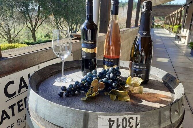 Kumeu Winery Boutique Tour with Gourmet Lunch from Auckland - Highlights you’ll actually care about