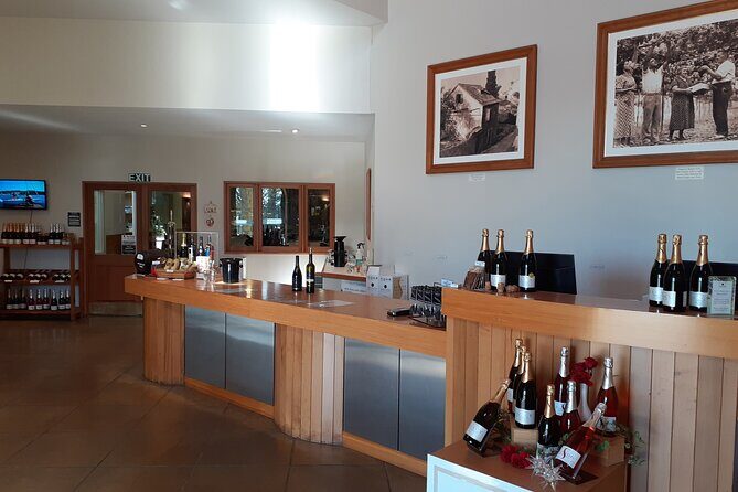 Kumeu Winery Boutique Tour with Gourmet Lunch from Auckland - Kumeu River Wines: finishing with another tasting