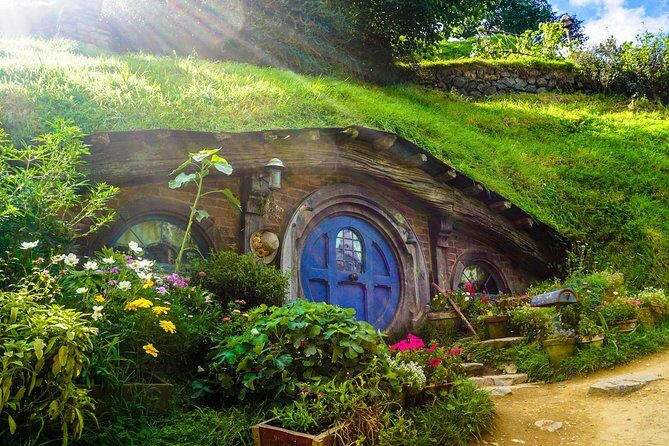 Luxury Small group tour from Auckland to Hobbiton Movie Set - Tips to make your Hobbiton day trip run smoothly