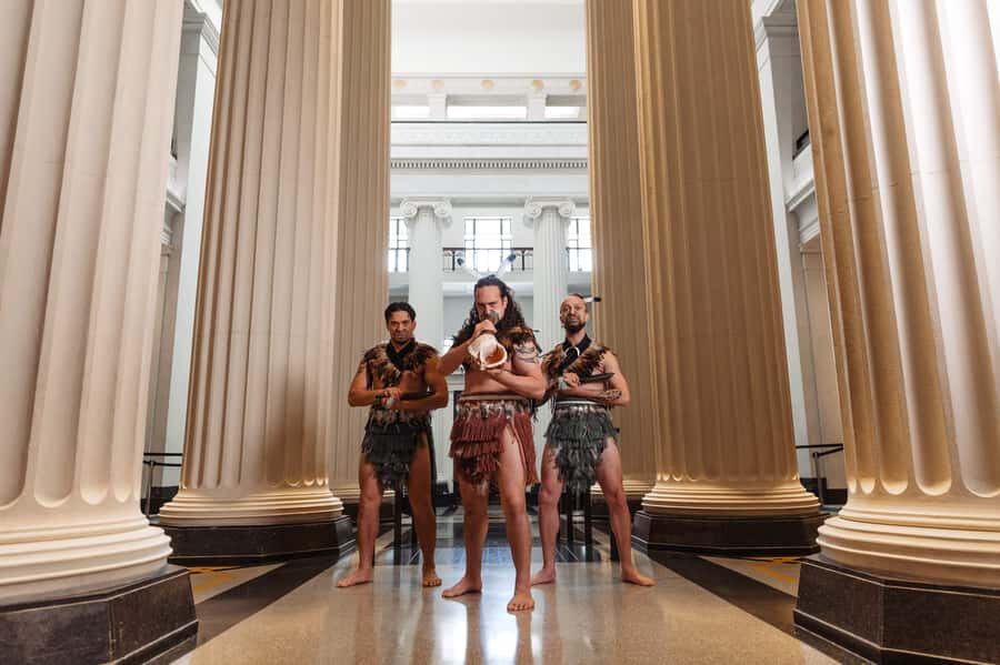 Māori Cultural Experience & Auckland Museum Admission - What you’ll actually see: storytelling, waiata, poi, and dance
