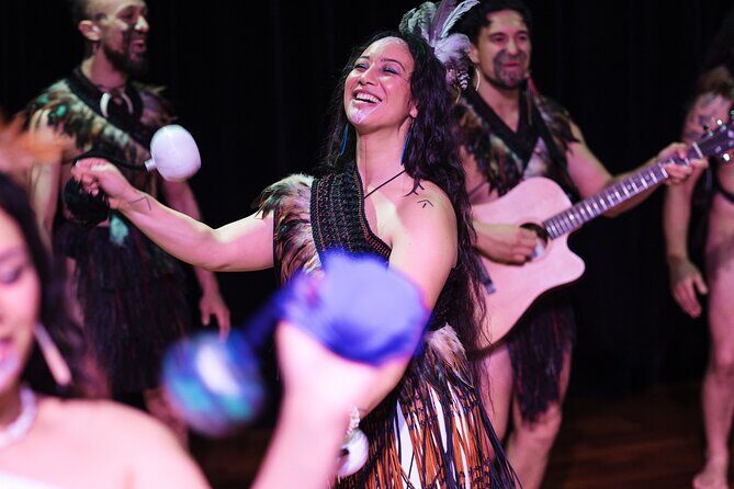 Māori Cultural Experience & Auckland Museum General Admission - How long to plan, and what pacing feels like