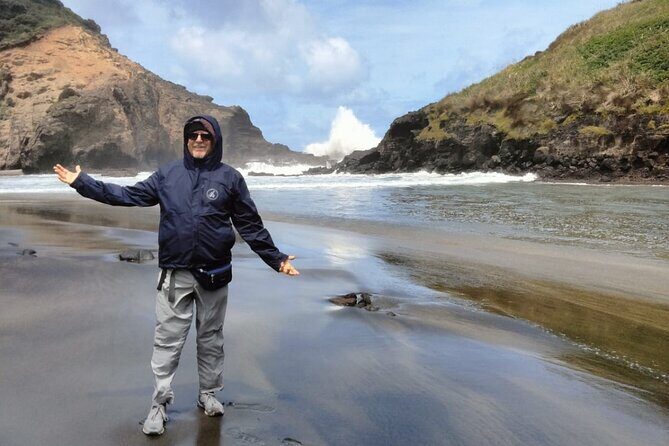 Piha Beach - Why Piha’s black-sand chaos is so addictive