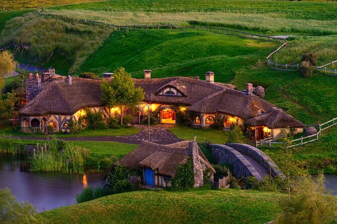 Private 2 Day Tour: Hobbiton, Waitomo, Rotorua Geothermal & Hamilton Gardens - Key highlights you’ll care about