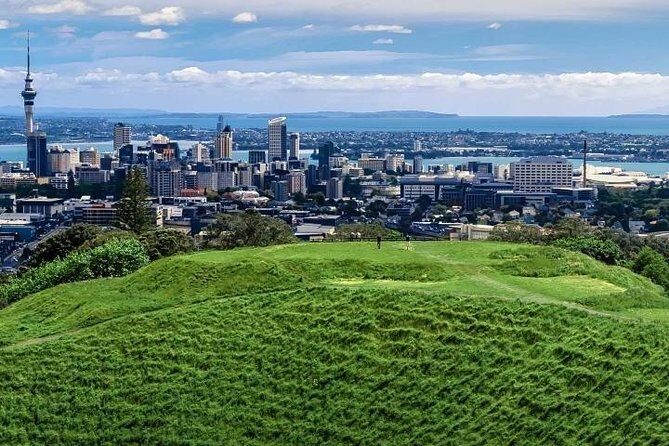 Private Auckland City Tour For Small Group in a luxury vehicle. - Stop 1: Mount Eden for instant Auckland orientation